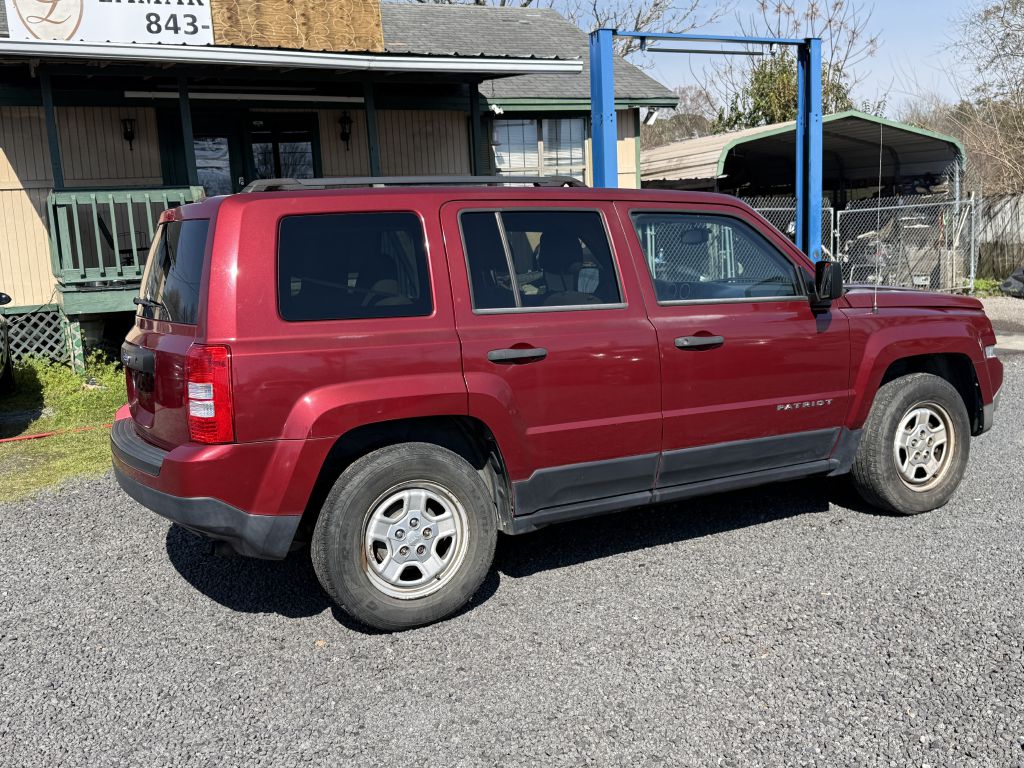 Photo 5 of this JEEP PATRIOT