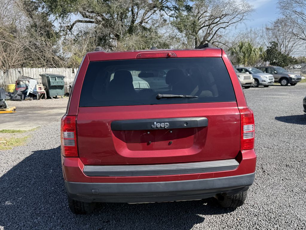 Photo 6 of this JEEP PATRIOT