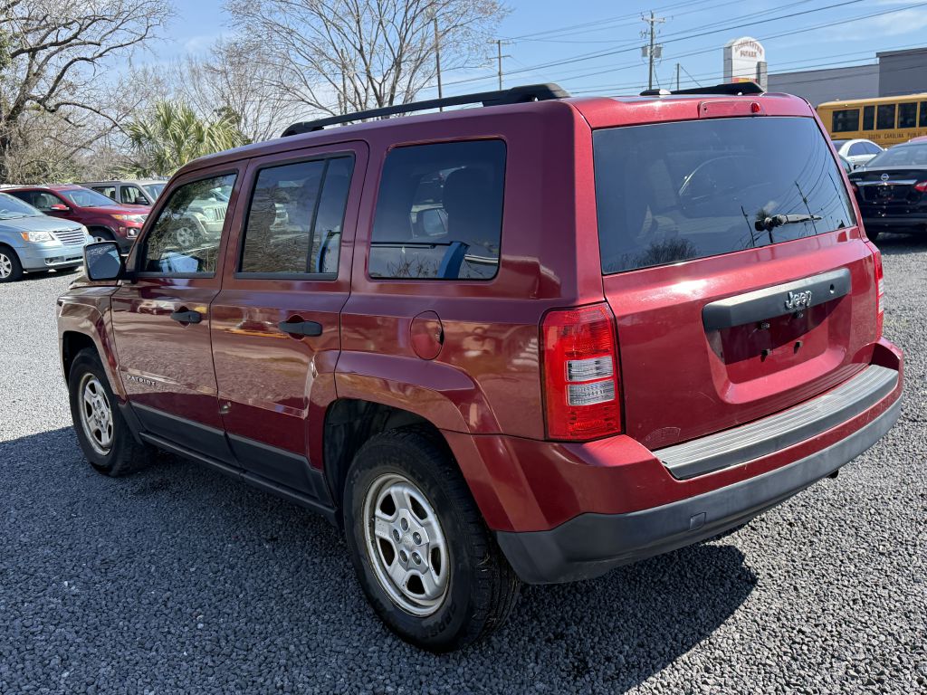 Photo 7 of this JEEP PATRIOT