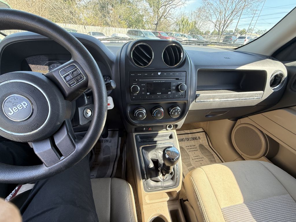 Photo 16 of this JEEP PATRIOT