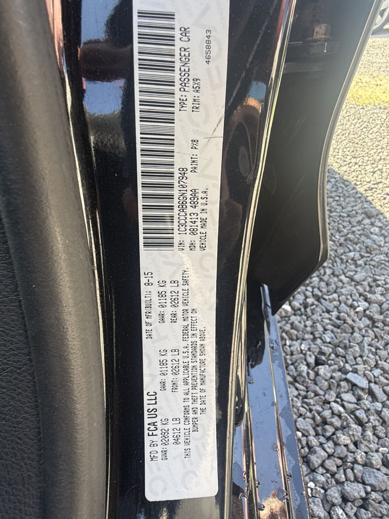Photo 16 of this CHRYSLER 200