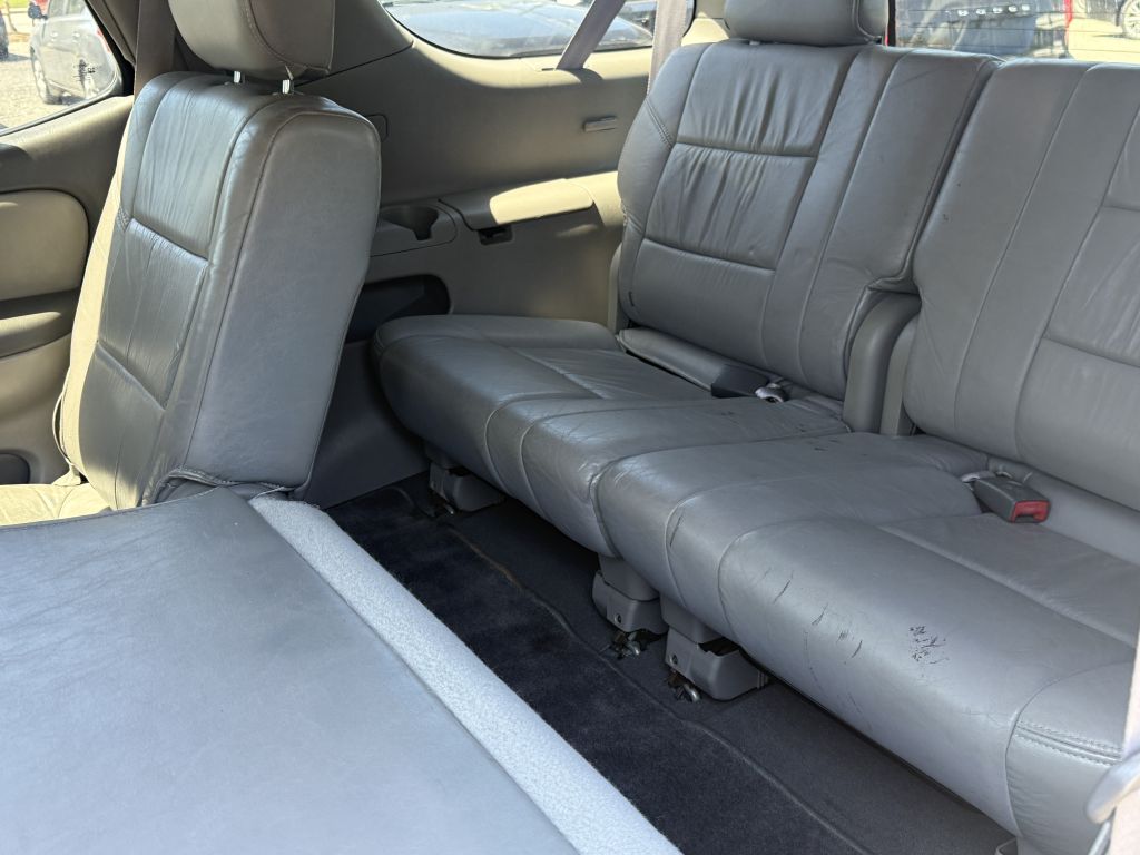 Photo 11 of this TOYOTA SEQUOIA