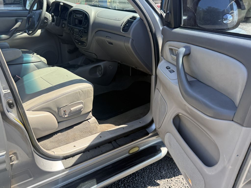 Photo 13 of this TOYOTA SEQUOIA