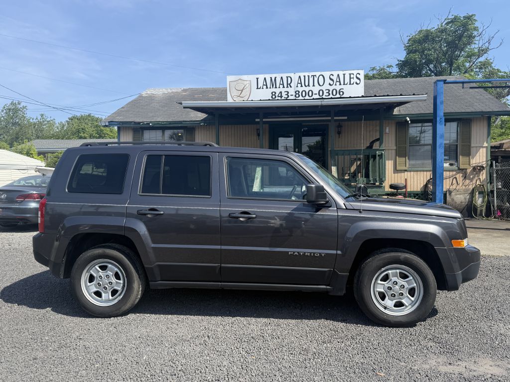 Photo 4 of this JEEP PATRIOT