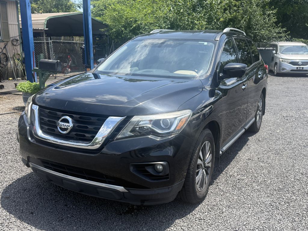 2017 NISSAN PATHFINDER