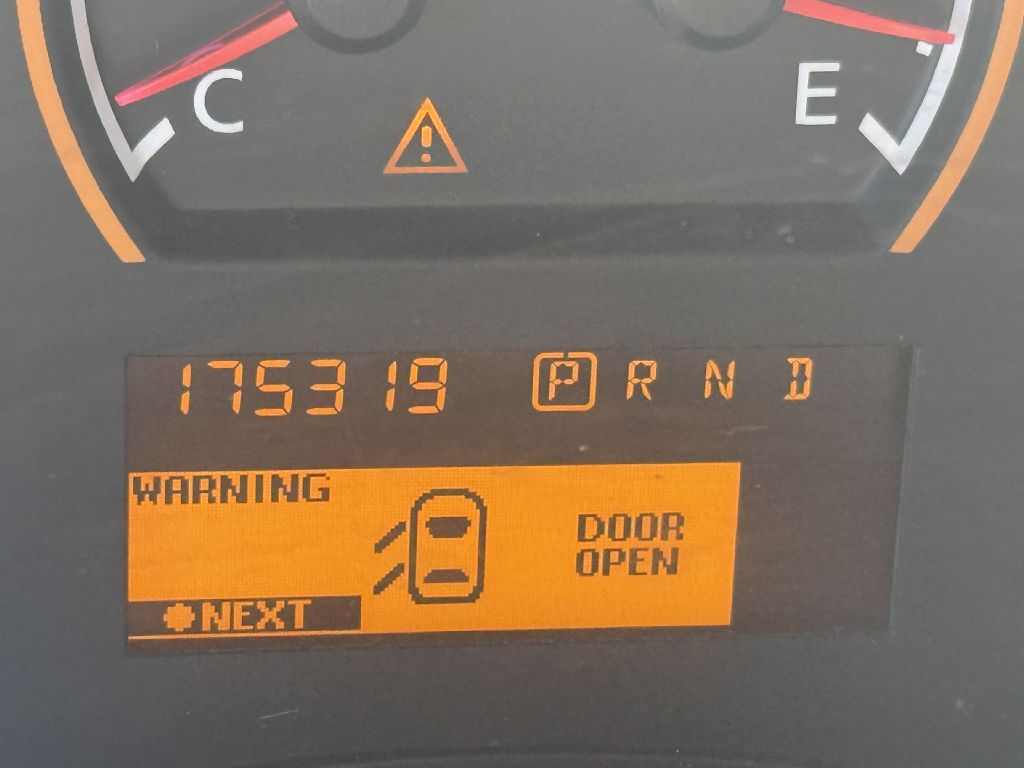 Photo 18 of this NISSAN ARMADA