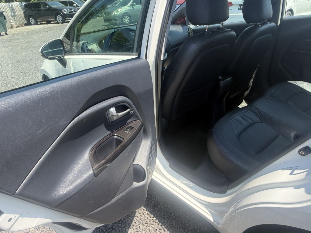 Photo 10 of this KIA RIO
