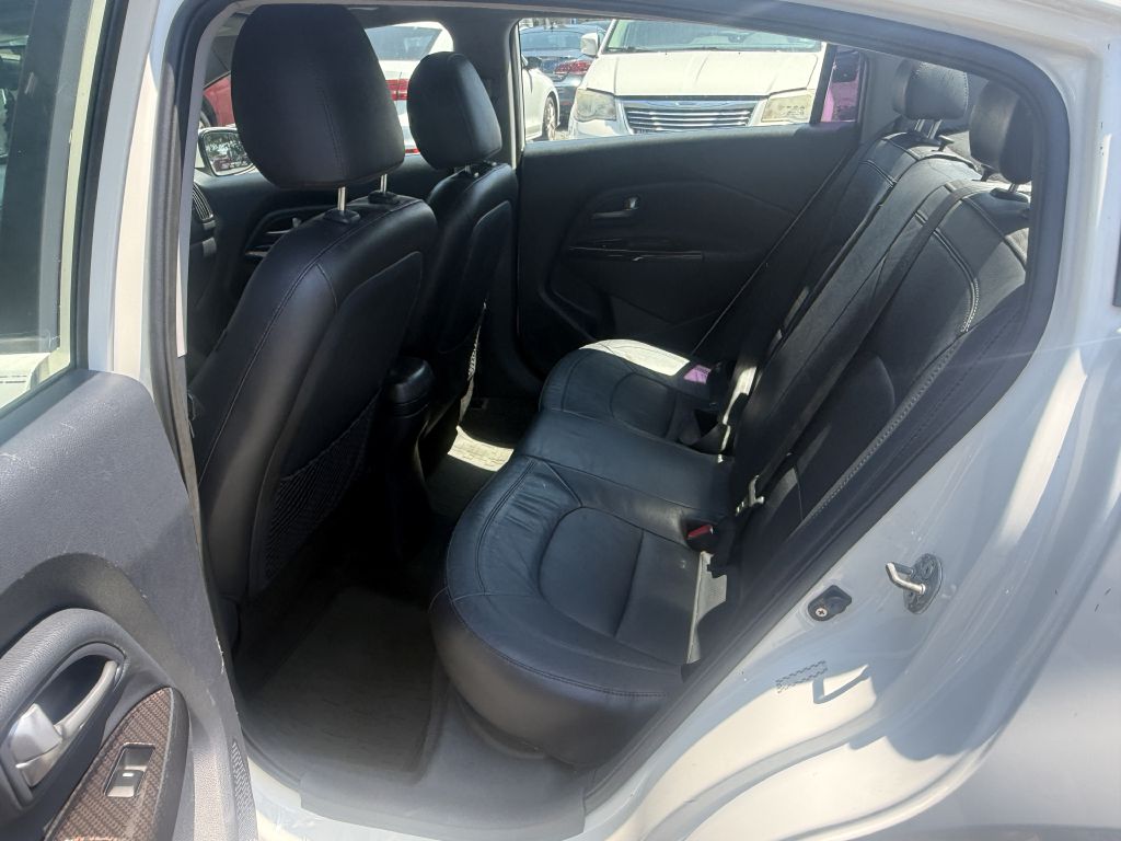 Photo 11 of this KIA RIO