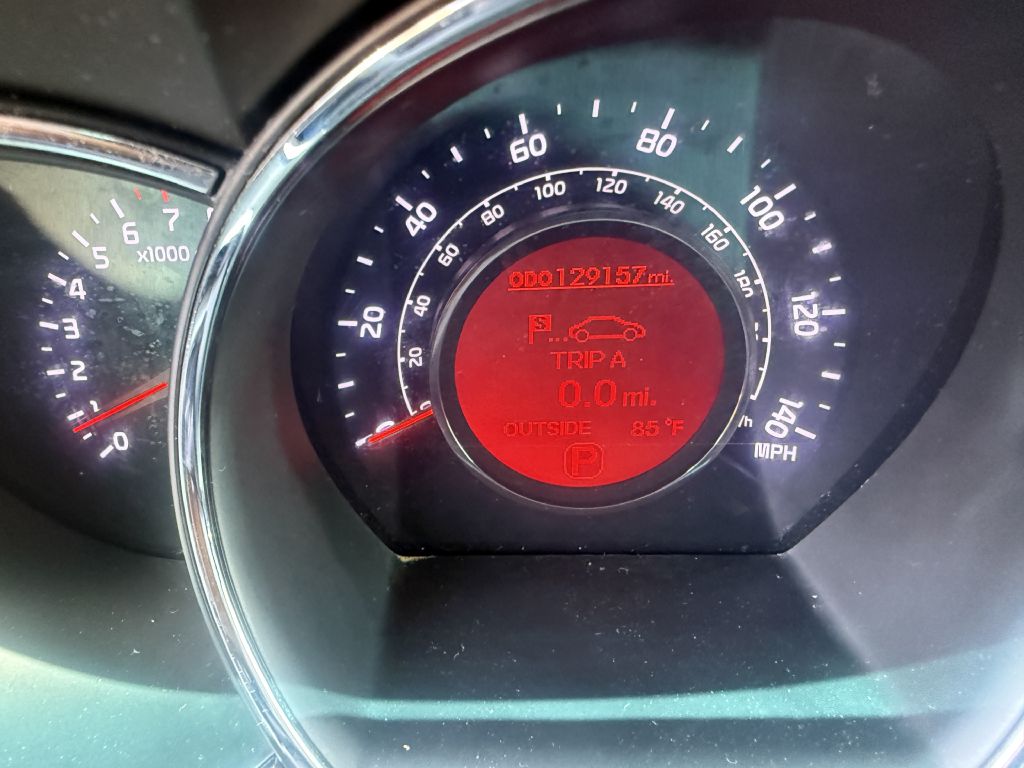 Photo 18 of this KIA RIO
