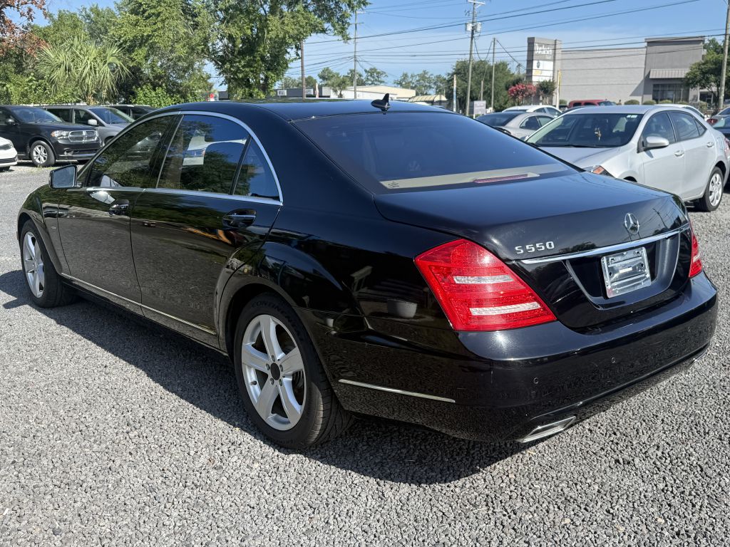 Photo 7 of this MERCEDES-BENZ S-CLASS