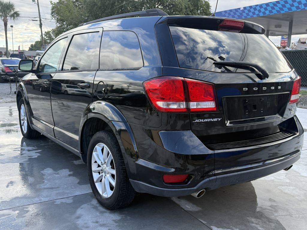 Photo 6 of this DODGE JOURNEY