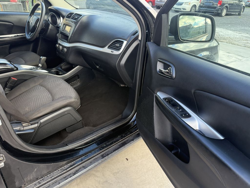 Photo 11 of this DODGE JOURNEY