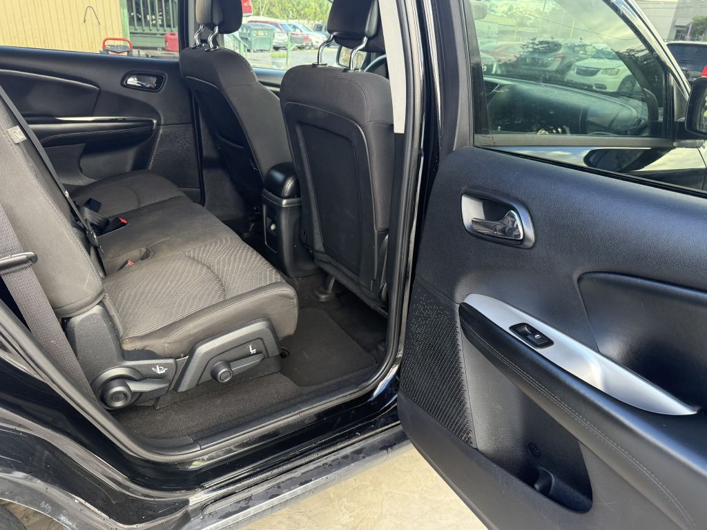 Photo 12 of this DODGE JOURNEY
