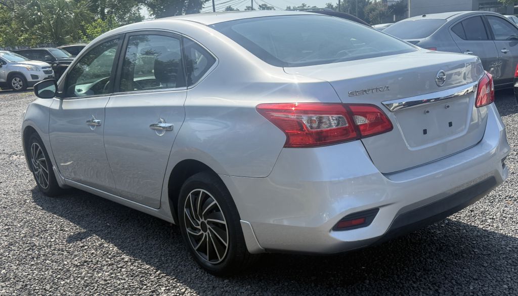 Photo 7 of this NISSAN SENTRA