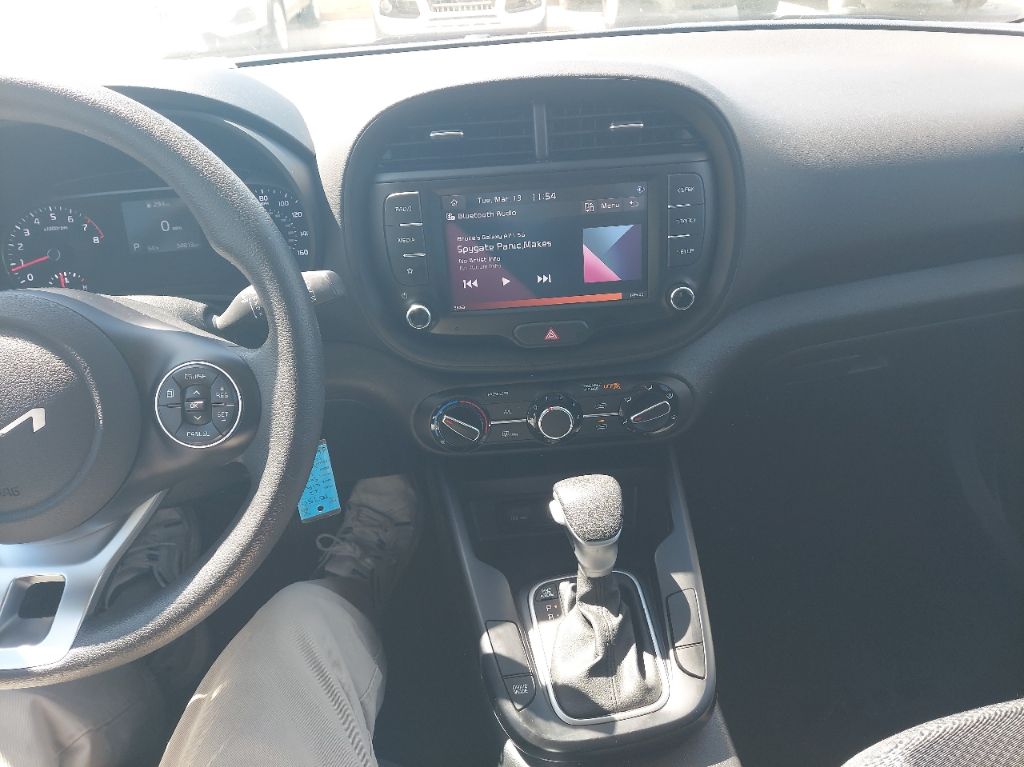Photo 11 of this KIA SOUL