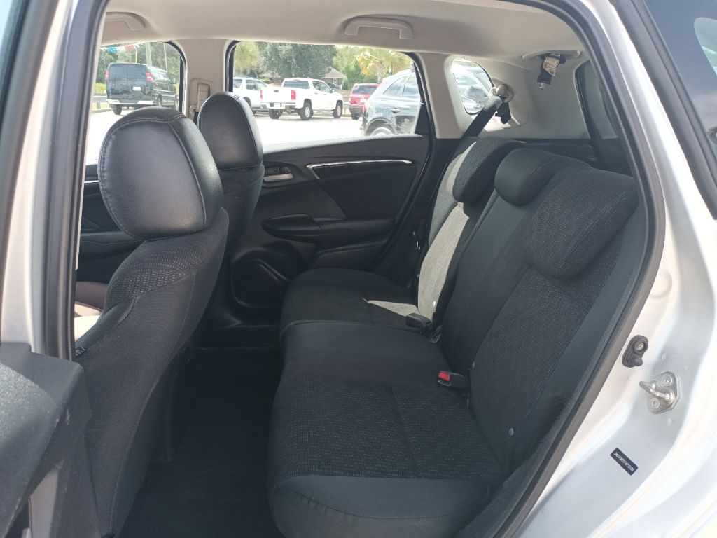 Photo 8 of this HONDA FIT