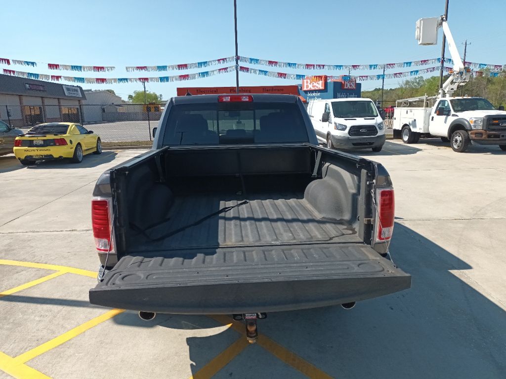 Photo 7 of this RAM 1500 LONGHORN