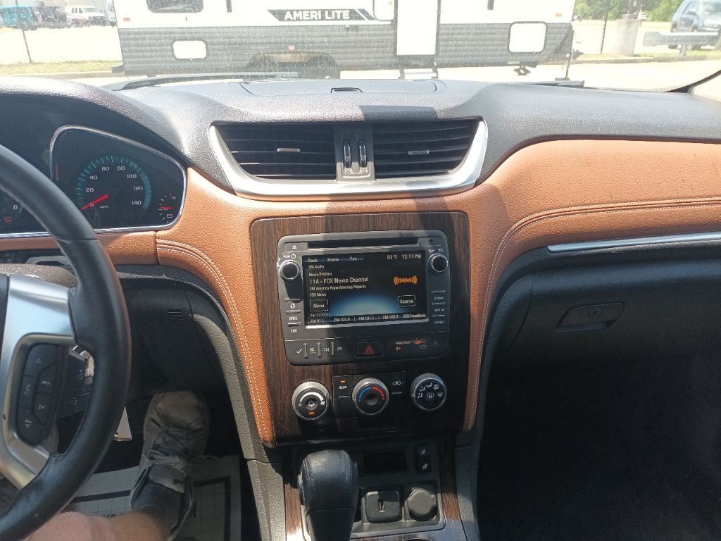 Photo 12 of this CHEVROLET TRAVERSE