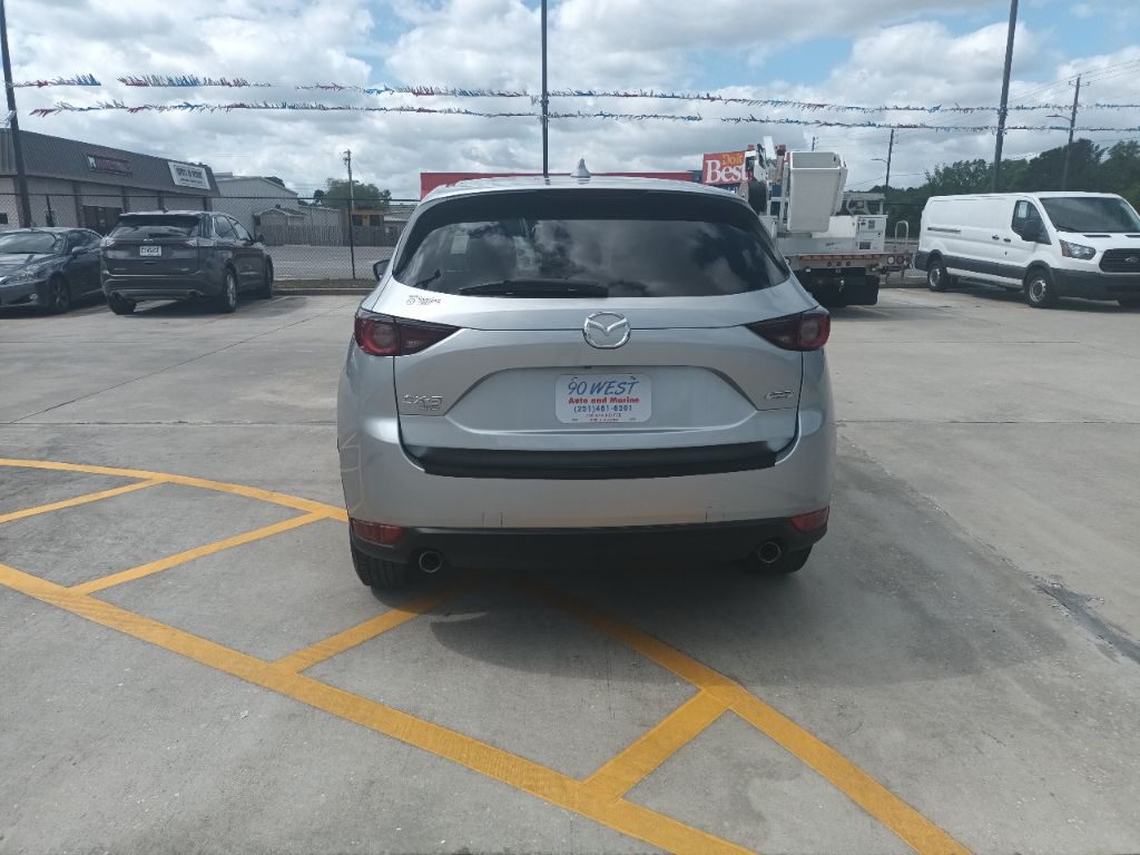 Photo 6 of this MAZDA CX-5