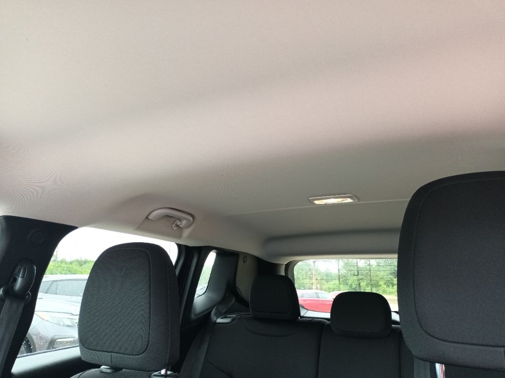 Photo 10 of this JEEP RENEGADE