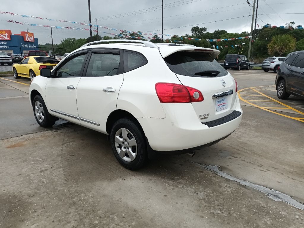 Photo 3 of this NISSAN ROGUE SELECT