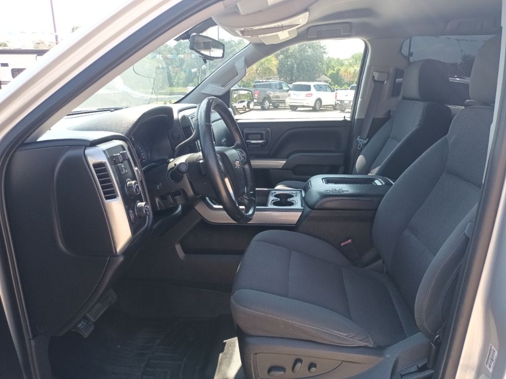 Photo 8 of this CHEVROLET SILVERADO 1500