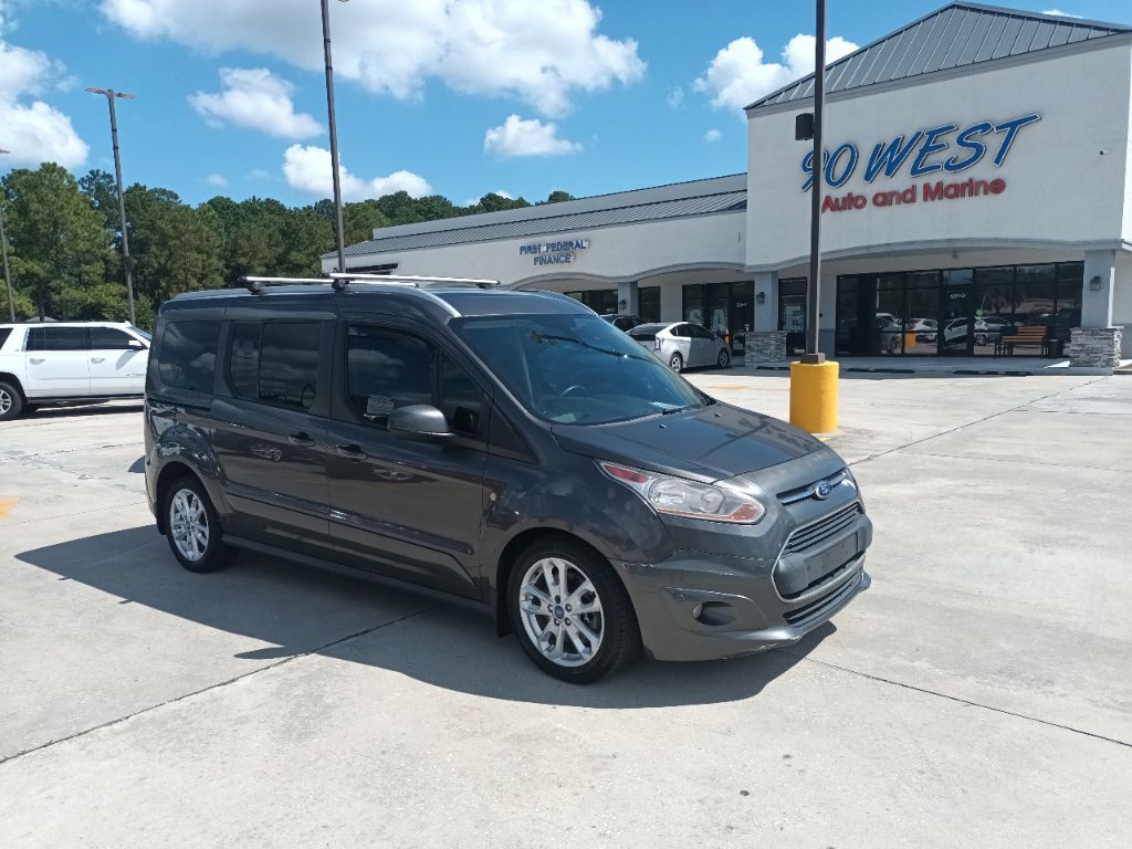 Photo 2 of this FORD TRANSIT CONNECT