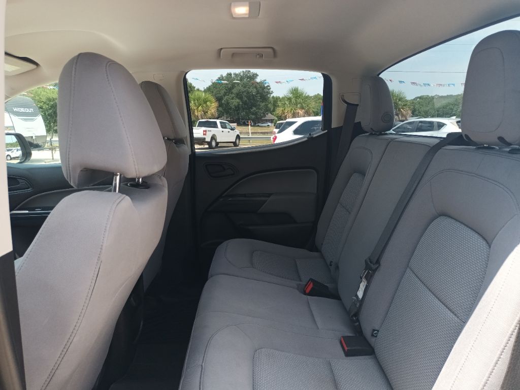Photo 6 of this CHEVROLET COLORADO