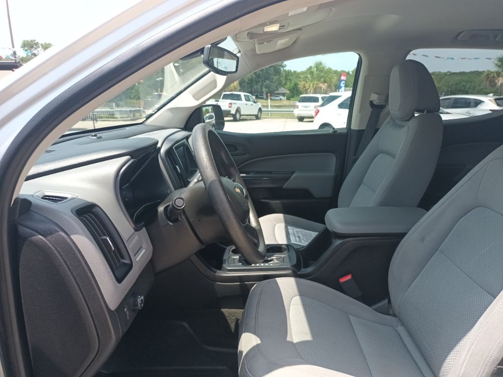 Photo 9 of this CHEVROLET COLORADO