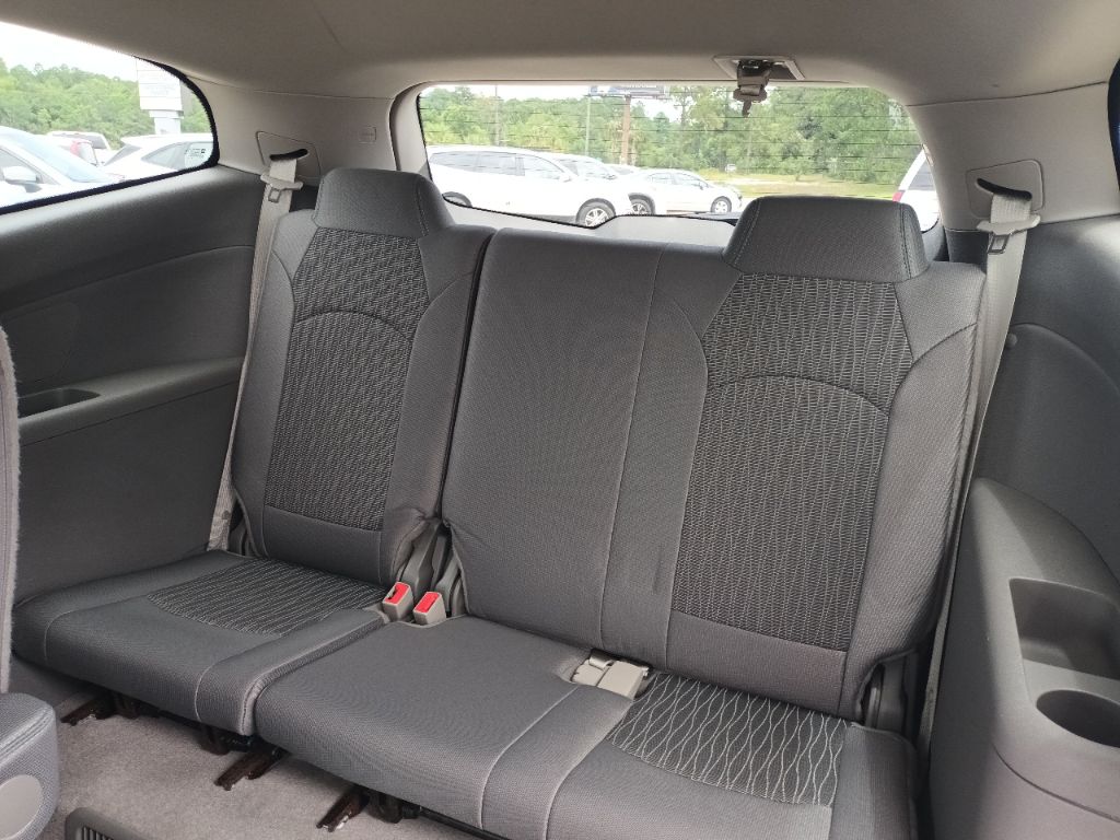 Photo 11 of this CHEVROLET TRAVERSE