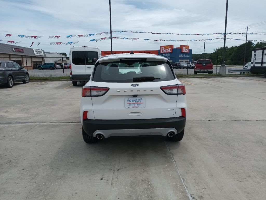 Photo 7 of this FORD ESCAPE