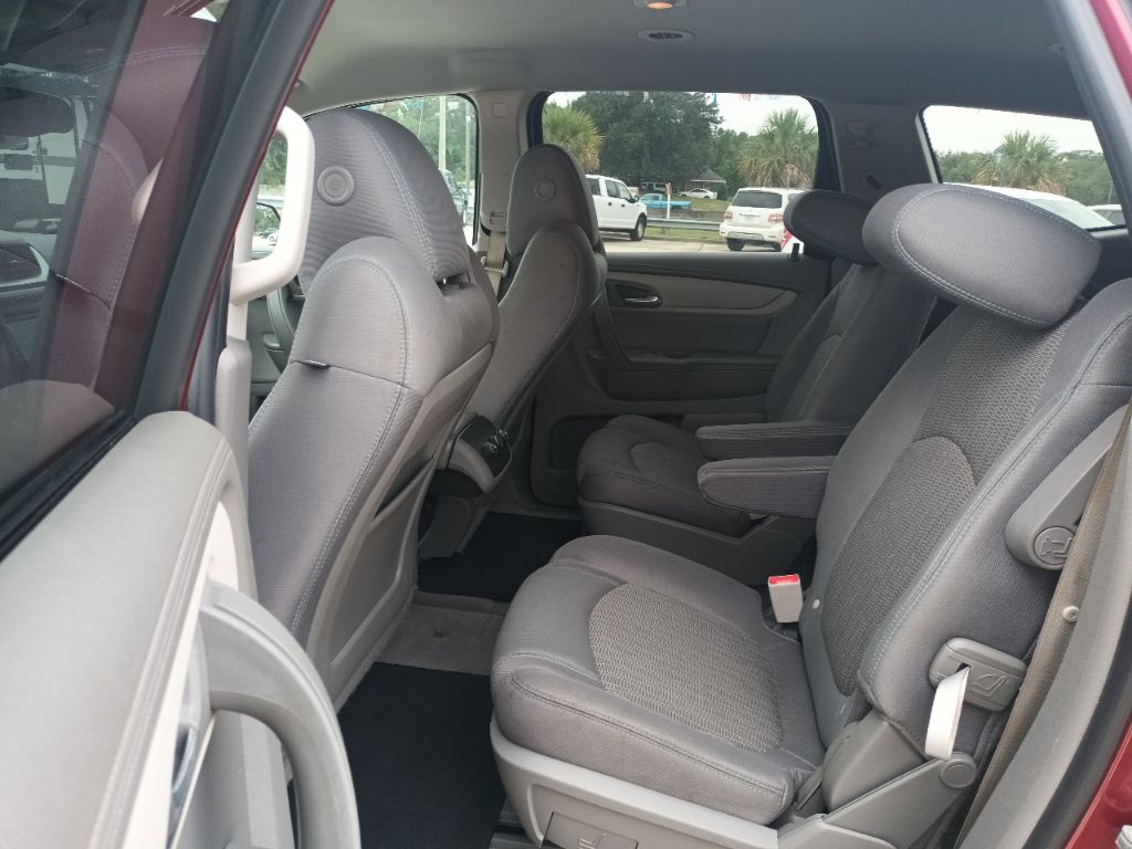 Photo 11 of this CHEVROLET TRAVERSE