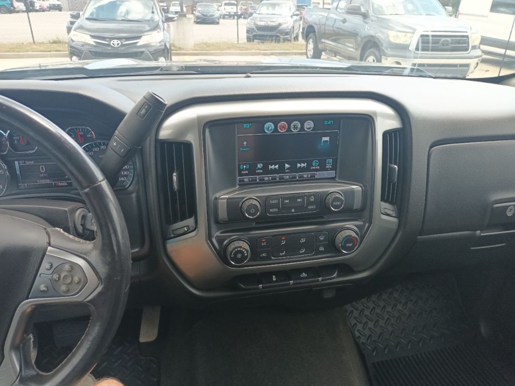 Photo 10 of this CHEVROLET SILVERADO 1500