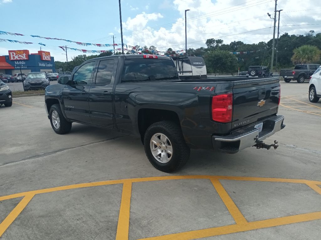 Photo 3 of this CHEVROLET SILVERADO 1500