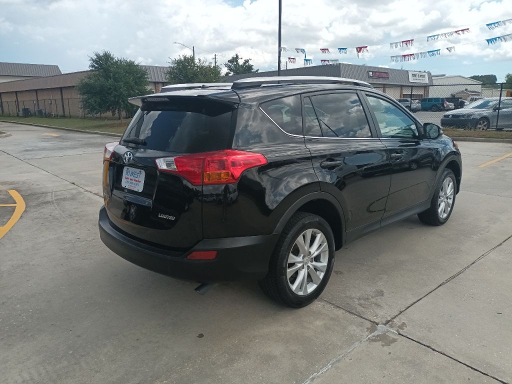 Photo 3 of this TOYOTA RAV4