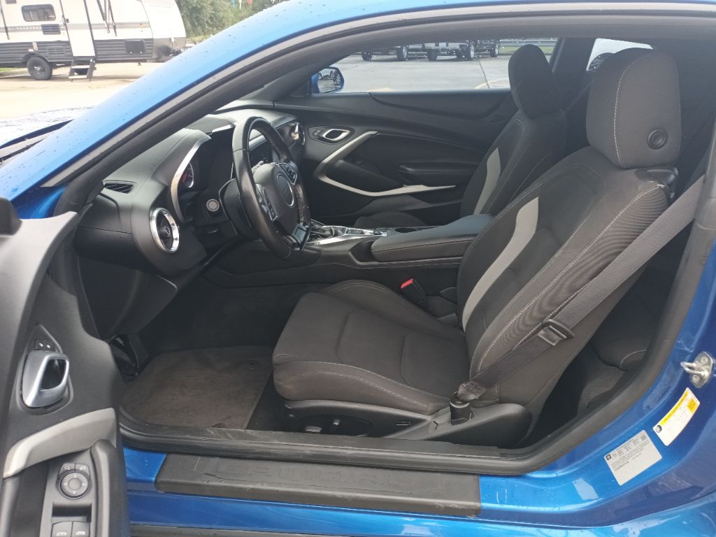 Photo 7 of this CHEVROLET CAMARO