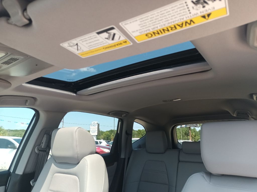 Photo 8 of this HONDA CR-V