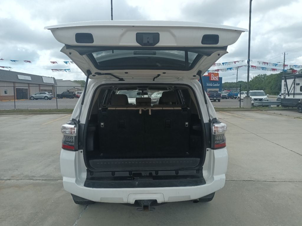 Photo 7 of this TOYOTA 4RUNNER