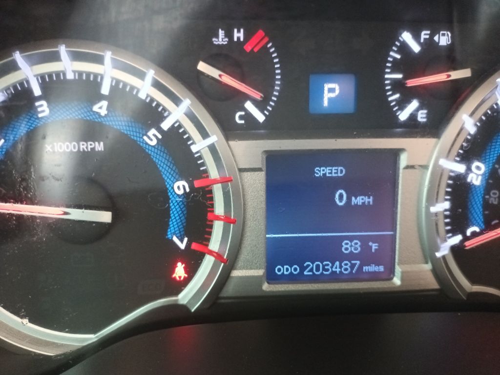 Photo 13 of this TOYOTA 4RUNNER