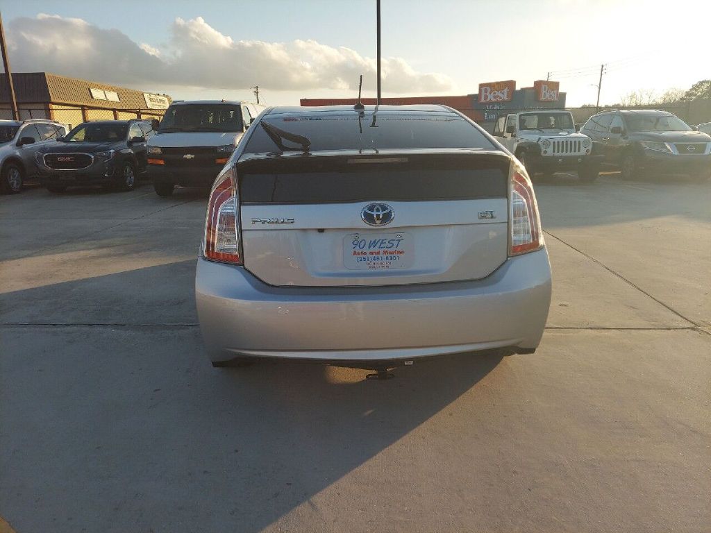 Photo 6 of this TOYOTA PRIUS