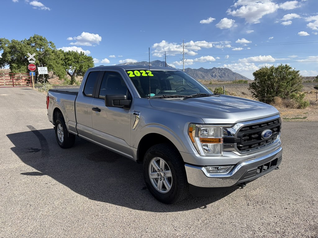 Main photo of 2022 FORD F-150