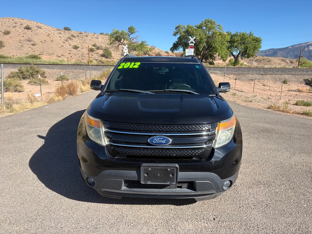 Additional photo of vehicle.