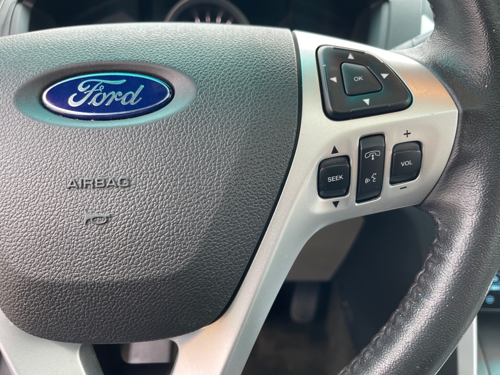 Photo 25 of this FORD EXPLORER
