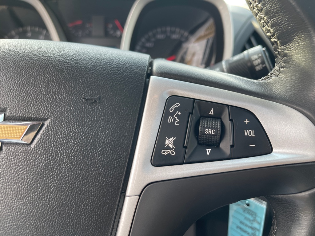 Photo 24 of this CHEVROLET EQUINOX