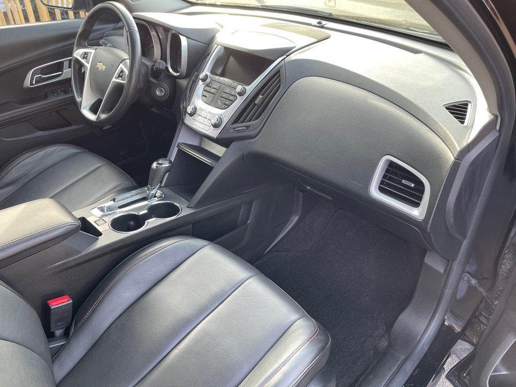 Photo 14 of this CHEVROLET EQUINOX