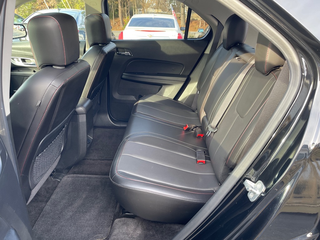 Photo 11 of this CHEVROLET EQUINOX