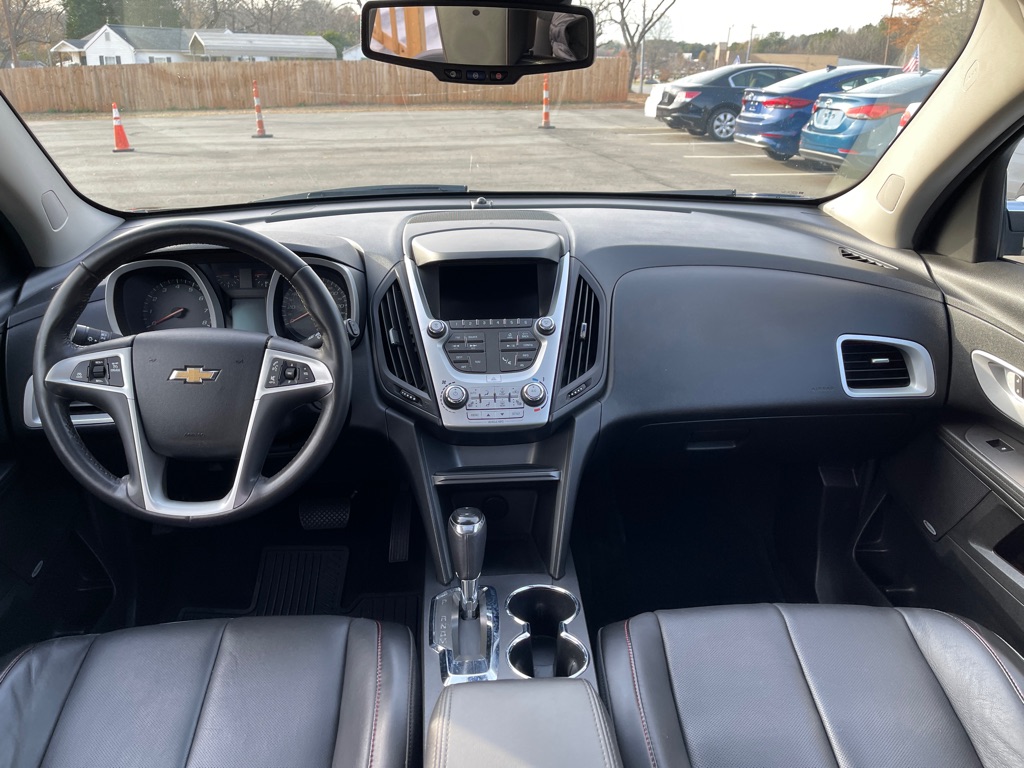 Photo 18 of this CHEVROLET EQUINOX