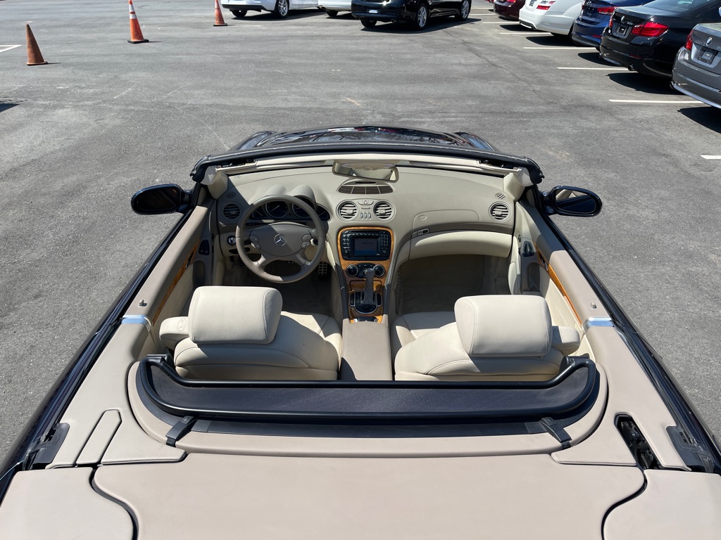 Photo 10 of this MERCEDES-BENZ SL