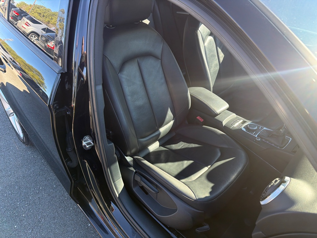 Photo 14 of this AUDI A3