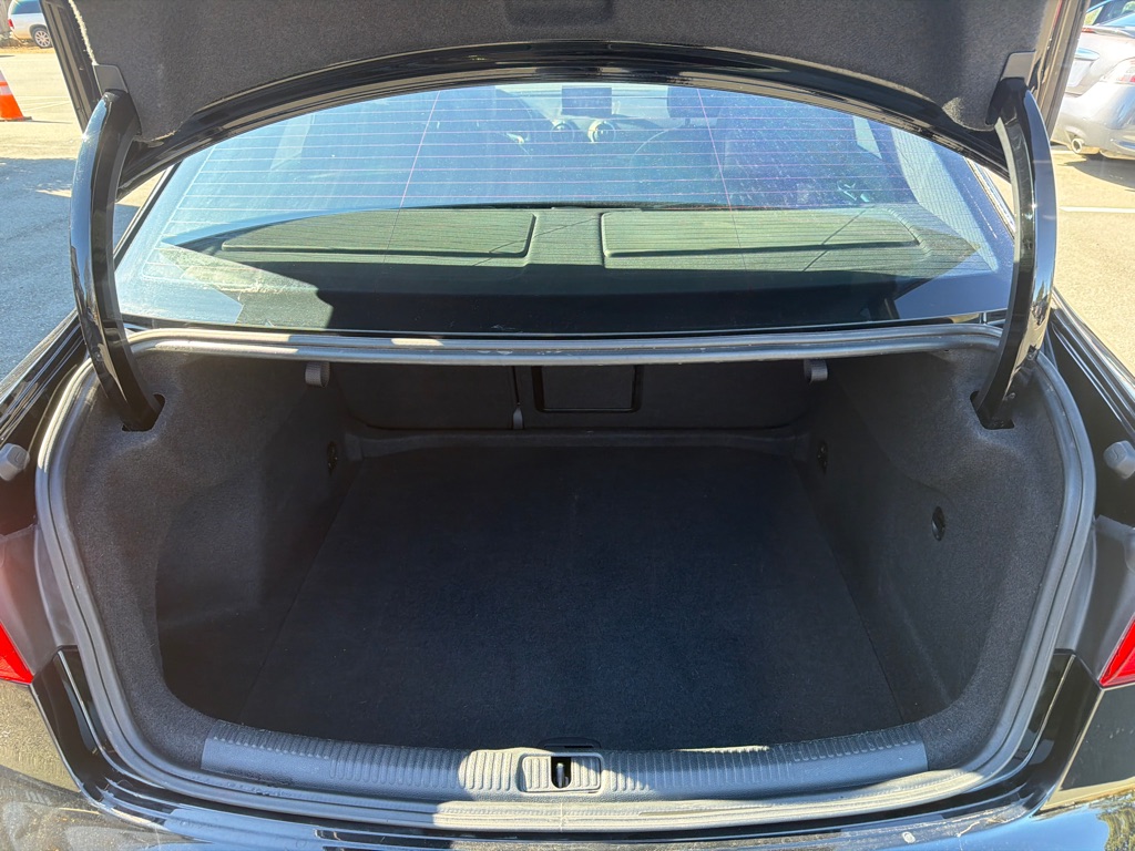 Photo 16 of this AUDI A3